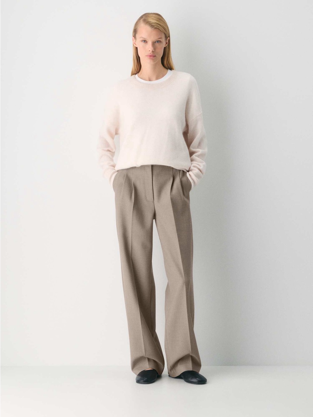 Aritzia Wilfred Effortless Pant Taupe sz 8